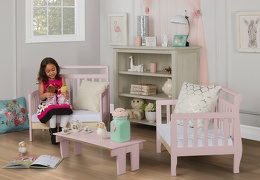 Blush Pink Emma Toddler Bed Room Shot