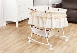 442-C Lacy Portable 2 in 1 Bassinet and Cradle Room Shot 04