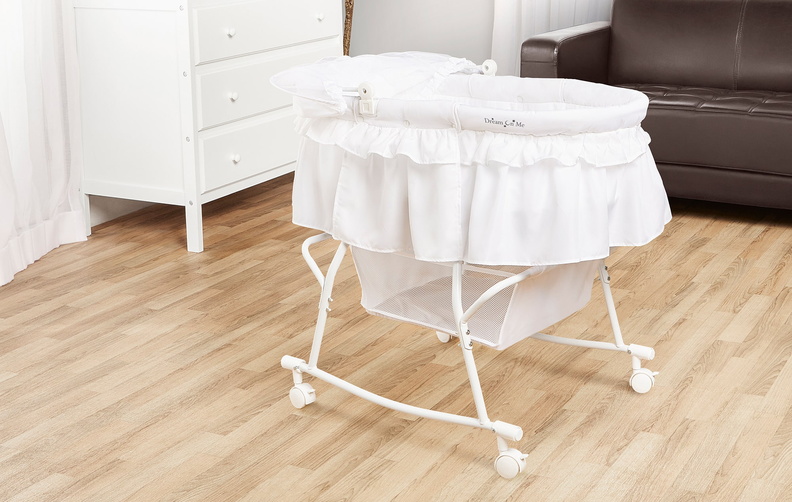 442-W Lacy Portable 2 in 1 Bassinet and Cradle Room Shot 04.jpg