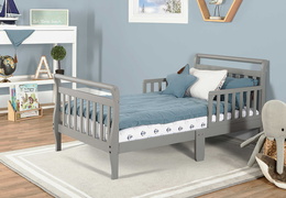 642-CG Classic Sleigh Toddler Bed Room Shot (1)