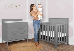 635-SGY Ava 4 in 1 Convertible Mini Crib Room Shot 03