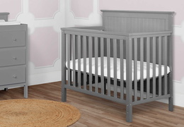 635-SGY Ava 4 in 1 Convertible Mini Crib Room Shot 04